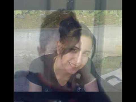 SENİ SEVİYORUM ESMER YARİM