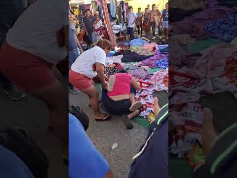 #PELEA POR EL AMOR EN LA #PLAZA DE #CATARINA SAN MARCOS.Esto sucedió en dia  plaza en Catarina S.M