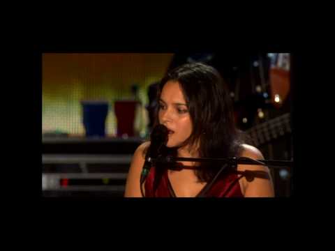 Bonnie Raitt With Norah Jones "I Don't Want Anything To Change" From the DVD/CD In Stores Now !