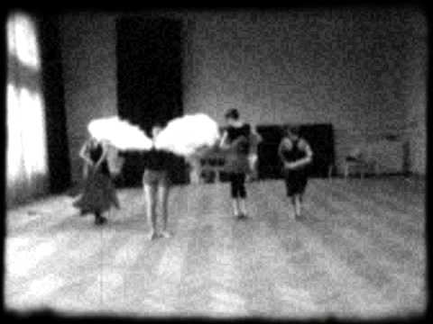 Hotel Jarretelle Masterclass: Feather Fan Dancing by Missy Macabre