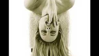 Silke Bischoff - Follow me into the Night