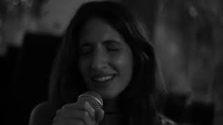 Shakira- Gitana (GITANA acoustic cover)