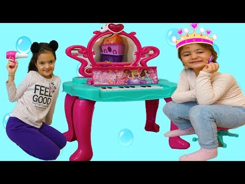 Öykü and Masal  Pretend Play Make Up Desk & Kids Make Up Toys