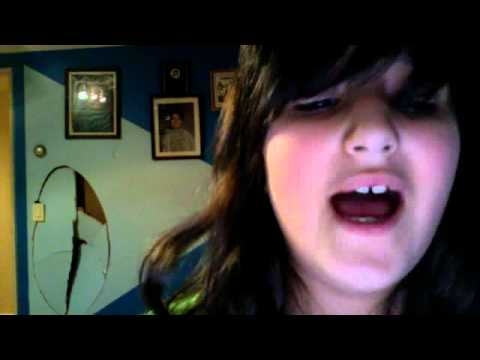 Norhan Zouak singing Jar of hearts by Christina Perry