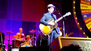 Elvis Costello &amp; The Imposters - The Other Side of Summer (Chicago 05-15-11)
