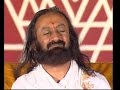 Krishna Bhajan - Sri Sri Ravi Shankar ( The Art of Living )