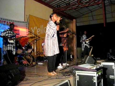 Super Mama Djombo - Dissan na m'bera