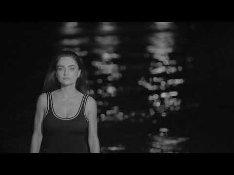 Offer Nissim ft. Ania Bukstein - אניה בוקשטיין ועופר ניסים - ילד או גבר