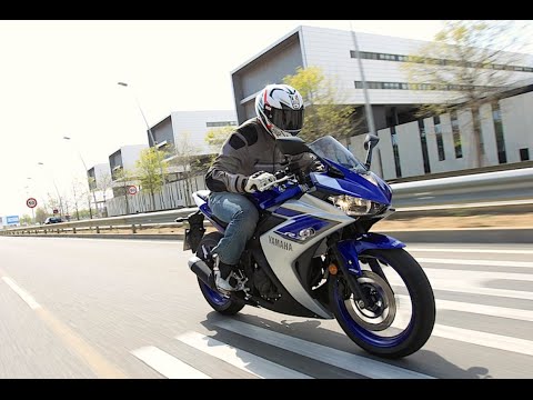 Yamaha YZF-R3 2015 | First Ride  | Motorcyclenews.com