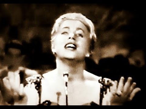 Don Quijote - Estela Raval Con 5 Latinos