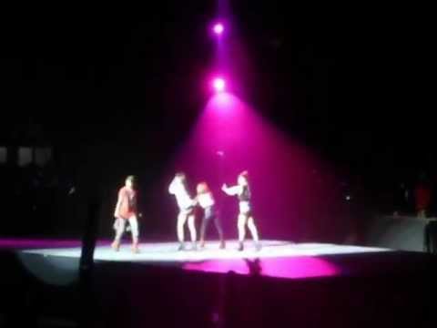 [FanCam] 120922 F(x) - Electric Shock @ SMTown Jakarta