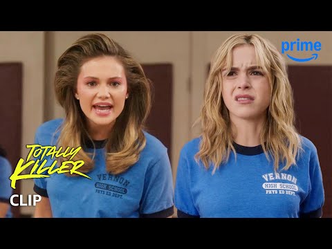 Thumbnail of the video: Jamie Meets Her Mean Girl High School Mom