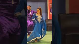 Download lagu Meerab Shah (Kikran Di Chawain) Mujra mp3