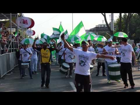 "La Instrumental / Frente Radical / Desfile Cali Viejo Feria de Cali 2013" Barra: Frente Radical Verdiblanco • Club: Deportivo Cali • País: Colombia