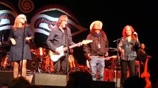I Am a Patriot - Jackson Browne - Bonnie Raitt - Joan Osborne - Seva concert - Oakland CA - Jan 12