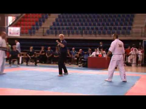 EC 2010 Logrono Spain - Tur 1 - Mindrutau Marius -90kg .avi