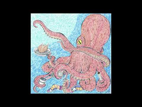 Low-Red & Razer.Rah - 08 - Octopus (prod. Normax)