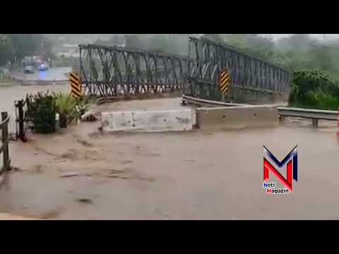 Puente del Bo. Salto Arriba de Utuado es arrastrado por el Rio Grande de Arecibo.