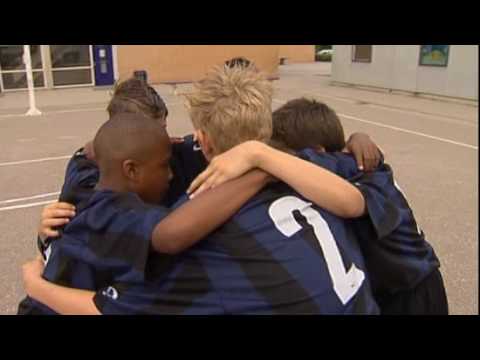 Straatvoetbal team Joga Bonito Bij Omroep Flevoland!