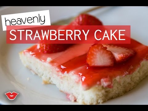 Heavenly Strawberry Cake! | Stephanie from Millennial Moms