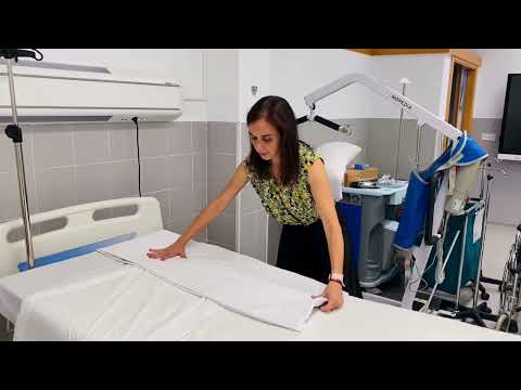 Técnica de doblaje y tendido sábana cama hospitalaria - CIPFP Mislata