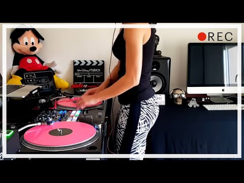 DJ Lady Style – Moombahton Mix 2019