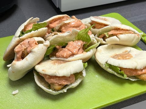 Easy and Quick Lunch/ Snack Idea | Sandwich with Pita Bread, Chicken Fillet and Homemade Sauce 🥪🫓🍗