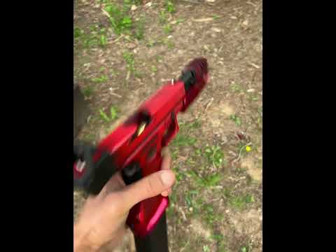 Cerakote red Glock 17 GEN 3 ￼ 9mm red gflex and ￼ additional bells and whistles