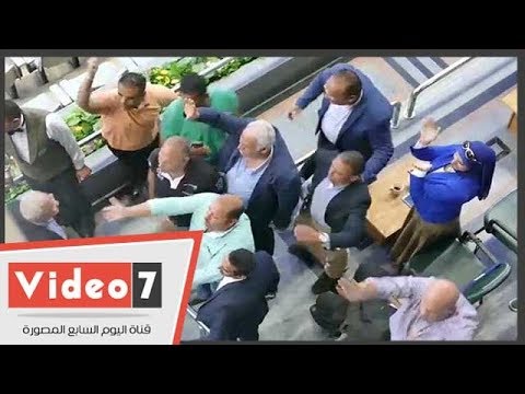 فرج عامر يحيى جماهير سموحة بعد هتافهم ضد مرتضى منصور