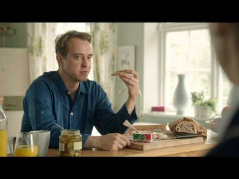 Peder är en bad boy - äter vitt bröd - Boy Machine (TV4)