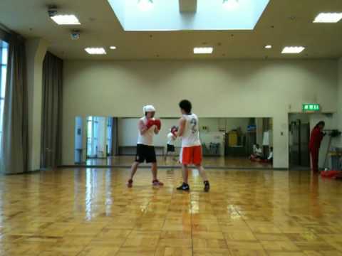 基本コンビネーションミット打ち