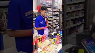 Download lagu Kasir Indomaret Ganteng #fyp mp3 Download lagu Kasir Indomaret Ganteng #fyp mp3