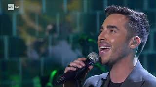 Angelucci canta "L'uomo che verrà" - Sanremo Giovani 21/12/2018