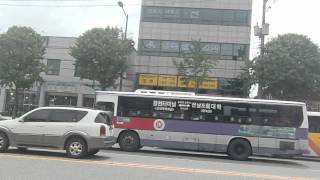 preview picture of video 'Driving city center of Kwangju'