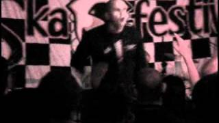 Antifa Hooligans - The Oppressed feat Enrico Los Fastidios (live @ Crash, 02-10-2010)