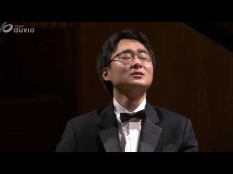 Hans H. Suh (서형민) - Mozart Piano Concerto in d minor KV466 (2016-05-12, Flagey)