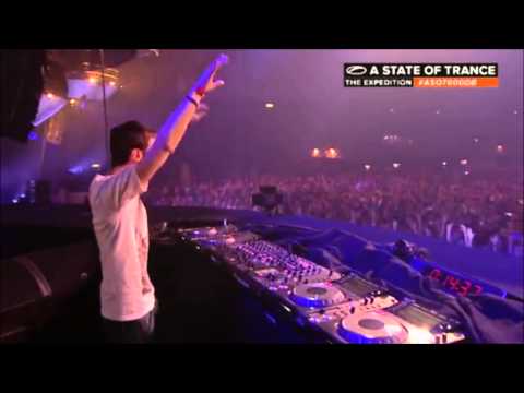 Alexandre Bergheau - °F 32  played by Andrew Rayel (mashup with 550 senta) on ASOTBEI 600