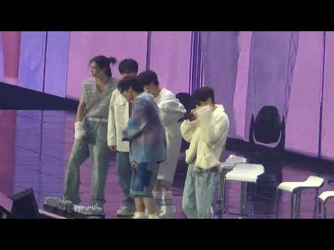 021525 Seungmin IN Rap SKZ Talk Pt. 4 - D2 Stray Kids 5'Oclock Fanmeeting Fancam