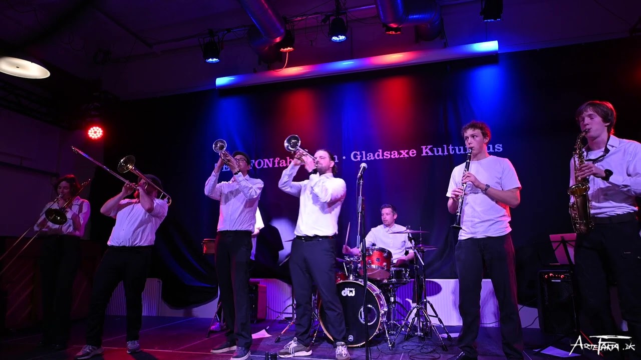 Charlies Blåhval #Telefonfabrikken - Gladsaxe Kulturhus