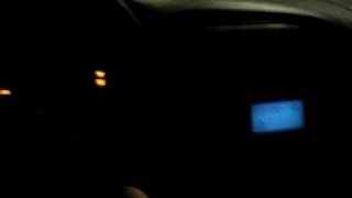 preview picture of video 'Toyota Avensis Diesel D4D käynnistys lämpimällä moottorilla (viallinen starttimoottori).'