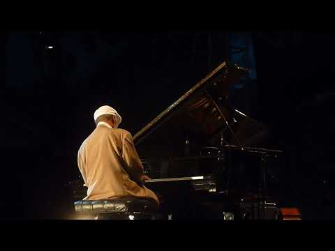 McCoy Tyner Trio Feat. Ravi Coltrane - 4 (La Défense Jazz Festival - Paris - June 30th 2012)