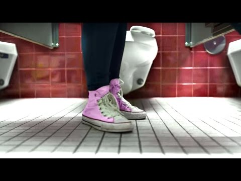 What Happens In The Girls Bathroom! Video