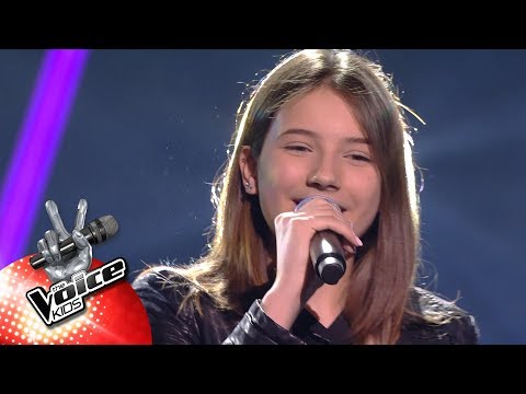 Evi - 'Yours' ｜ブラインド・オーディション｜ザ・ヴォイス・キッズ｜VTM (Evi - 'Yours' | Blind Auditions | The Voice Kids | VTM)