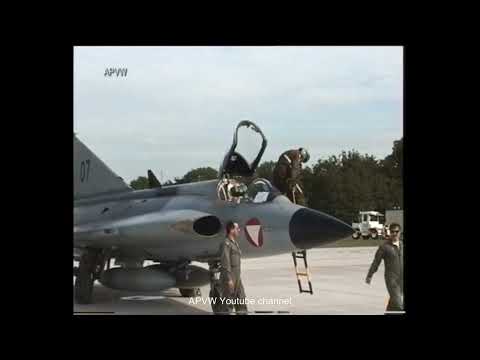 Austrian and Swedish Saab Draken in action!