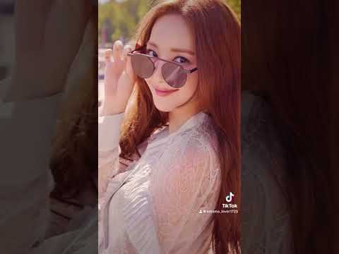 Park Min-young fashion Park Min-young fashion