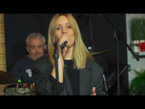 Showtime Band - I Wanna Dance with Somebody (Whitney Houston - cover)