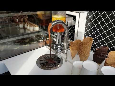 Snack-Cafe Ice-Cream Shop Flapjacks