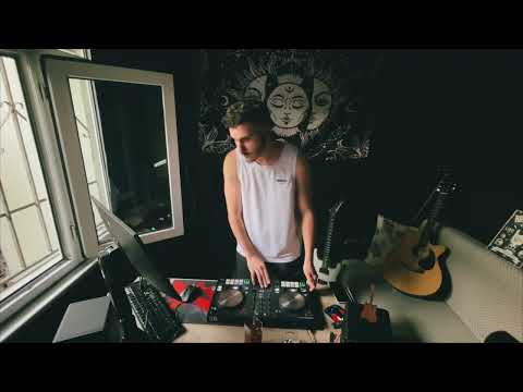 Lo-Fi Deep House Set by Ruffie | Cozy n Chill Vibes