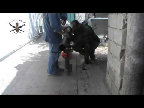 تجهيز المدفع الميداني لاستهداف  حاجز التأمينات في درعا المحطة من قبل كتائب أنوار الحق