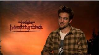 Robert Pattinson on Breaking Dawn&#39;s Birth Scene and Being Seduced by Kristen Stewart